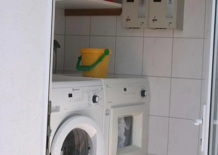 2 * Нойхарлингерзиль